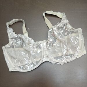 SOMA Sensuous Lace Unlined Underwire Bra - Cream sz 40DDD
